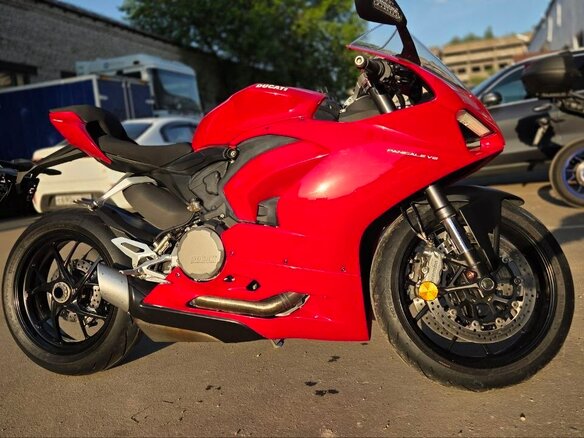2021 Ducati Panigale V2, красный, 1600000 рублей - вид 13