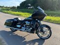 2019 Harley-Davidson Road Glide, чёрный, 1400000 рублей - вид 2