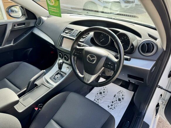 2010 Mazda Axela II, белый, 1049000 рублей - вид 11