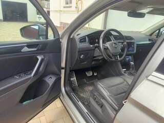 2019 Volkswagen Tiguan II, серый, 2750000 рублей, вид 4