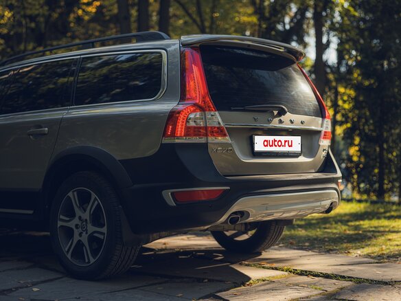 2013 Volvo XC70 II Рестайлинг, бежевый - вид 19