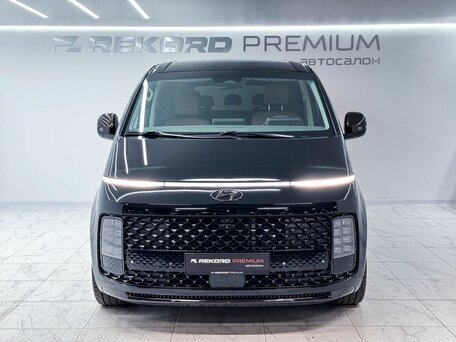 2022 Hyundai Staria I, чёрный, 5300000 рублей, вид 4