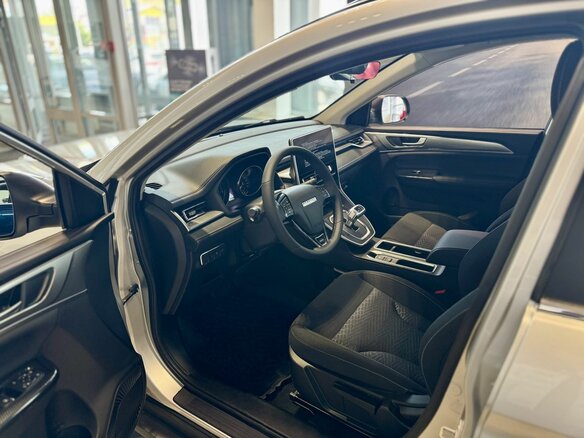 2026 Haval M6 II, серый, 2349000 рублей - вид 5