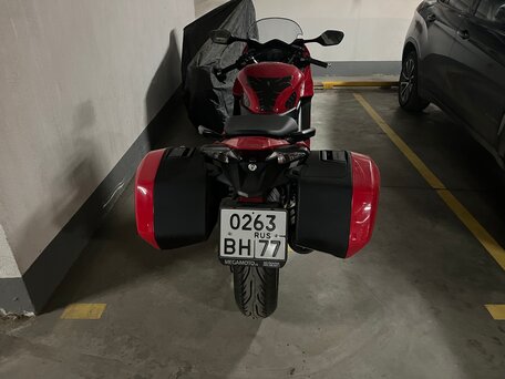 2015 Honda VFR 800, красный, 700000 рублей, вид 3