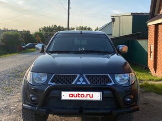 2013 Mitsubishi L200 IV, серый, 1540000 рублей, вид 1