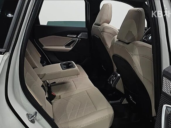 2023 BMW X1 18d sDrive III (U11/U12), белый, 3329911 рублей - вид 10