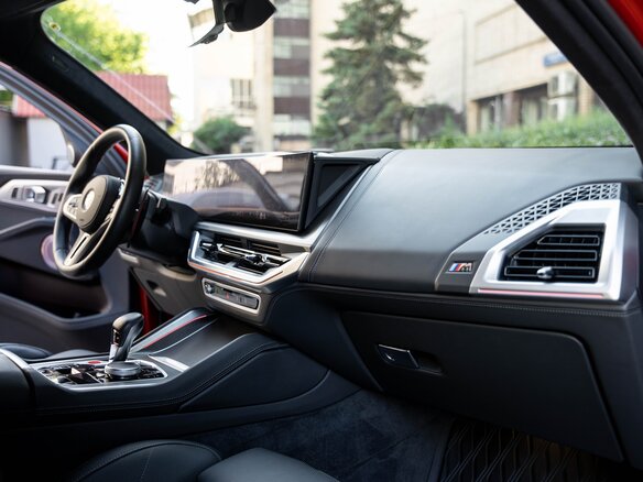 2024 BMW XM, красный - вид 23