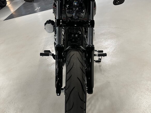 2023 Harley-Davidson Breakout, чёрный, 4999000 рублей - вид 8