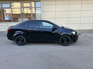 2013 Chevrolet Aveo II, чёрный, 780000 рублей, вид 4