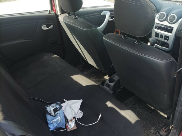 2012 Renault Sandero I, красный, 640000 рублей - вид 6