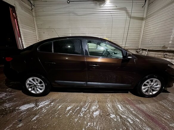 2016 Renault Fluence I Рестайлинг, коричневый, 1000000 рублей - вид 15
