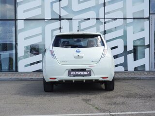 2011 Nissan Leaf I (ZE0/AZE0), белый, 590000 рублей, вид 4