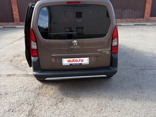 2014 Peugeot Partner II Рестайлинг, коричневый, 1050000 рублей, вид 2