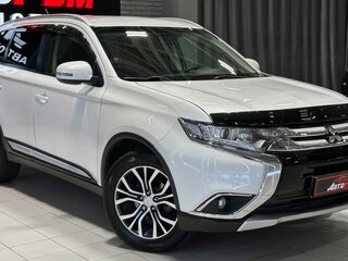2015 Mitsubishi Outlander III Рестайлинг 2, белый, 2107000 рублей, вид 5