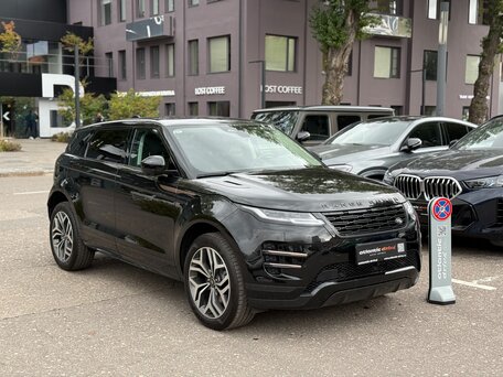 2025 Land Rover Range Rover Evoque P250 MHEV Long II Рестайлинг, зелёный, 5340000 рублей, вид 3
