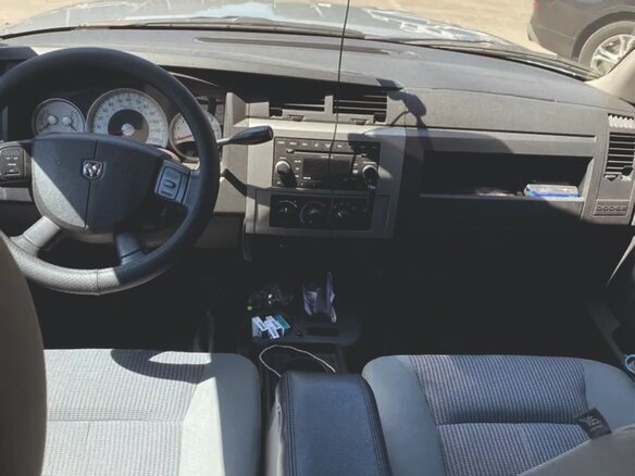 2008 Dodge Dakota III Рестайлинг, серебристый, 1690000 рублей - вид 5