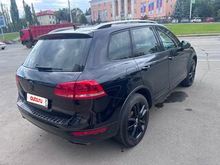 2011 Volkswagen Touareg II, чёрный, 2000000 рублей, вид 4