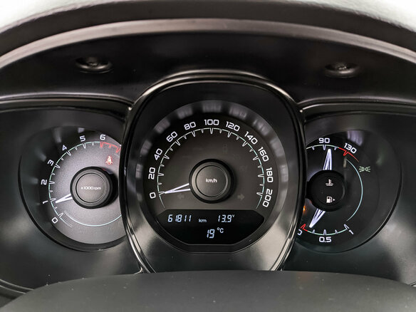 2017 Lada (ВАЗ) Vesta I, чёрный, 815000 рублей - вид 15
