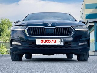2021 Skoda Octavia IV (A8), чёрный, 2950000 рублей, вид 1