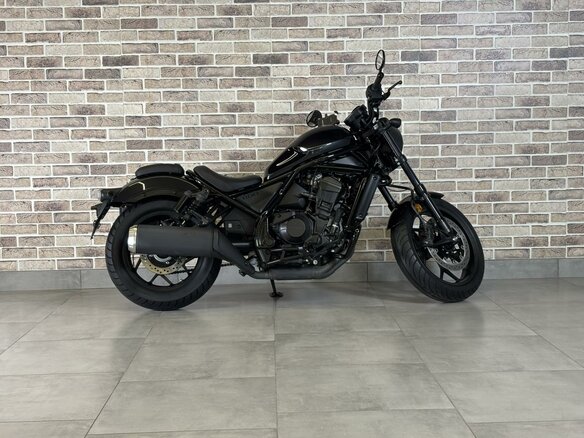 2022 Honda CMX 1100 Rebel, чёрный, 1011000 рублей - вид 7