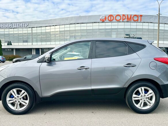 2013 Hyundai ix35 I, серый - вид 4