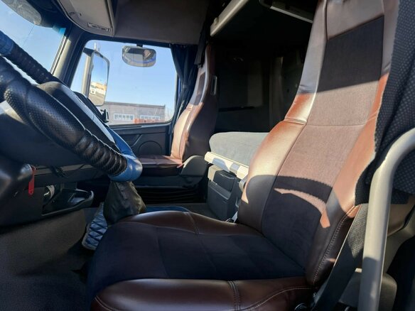 2013 Volvo FH, синий, 3170000 рублей - вид 13