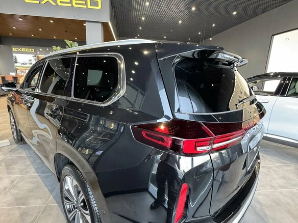 2024 Exeed VX I Рестайлинг, чёрный, 5830000 рублей - вид 5