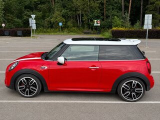 2021 Mini Hatch JCW III (F55/F56) Рестайлинг 2, красный, 3900000 рублей, вид 4