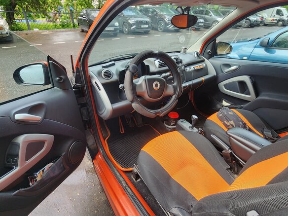 2015 Smart Fortwo II, чёрный, 600000 рублей - вид 4
