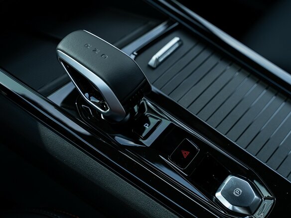2026 Geely Cityray, белый, 3159990 рублей - вид 19