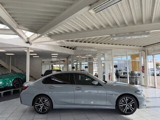 2023 BMW 3 серии 318i VII (G2x) Рестайлинг, серебристый, 4000000 рублей, вид 2