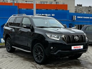 2020 Toyota Land Cruiser Prado 150 Series Рестайлинг 3, чёрный, 7100000 рублей, вид 3