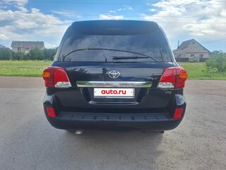 2013 Toyota Land Cruiser 200 Series Рестайлинг 1, чёрный, 4230000 рублей, вид 4