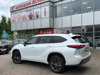 2026 Toyota Highlander IV (XU70), белый, 5390000 рублей, вид 3