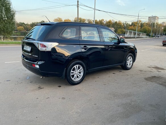 2012 Mitsubishi Outlander III, чёрный, 1350000 рублей - вид 9