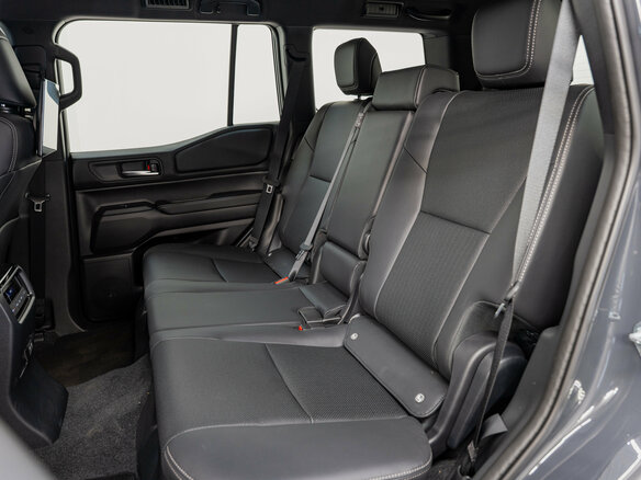 2026 Toyota Land Cruiser Prado 250 Series, серый - вид 17