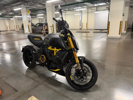2022 Ducati Diavel 1260 S, жёлтый, 2050000 рублей, вид 1