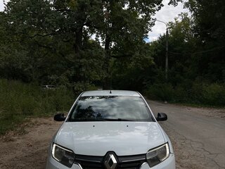 2019 Renault Logan II Рестайлинг, белый, 375000 рублей, вид 1