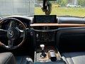 2016 Lexus LX 570 III Рестайлинг 2, серый, 6000000 рублей - вид 7