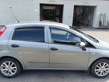 2007 Fiat Punto III Grande Punto, серый, 380000 рублей, вид 4
