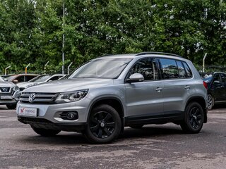 2012 Volkswagen Tiguan I Рестайлинг, серебристый, 1086000 рублей, вид 1