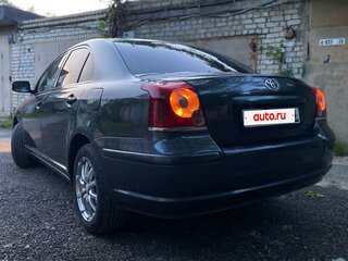 2007 Toyota Avensis II Рестайлинг, серебристый, 850000 рублей, вид 5