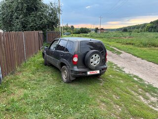 2013 Chevrolet Niva I Рестайлинг, коричневый, 300000 рублей, вид 3