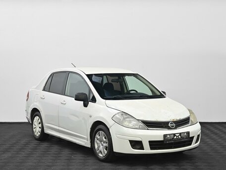 2012 Nissan Tiida I Рестайлинг, белый, 329000 рублей, вид 1