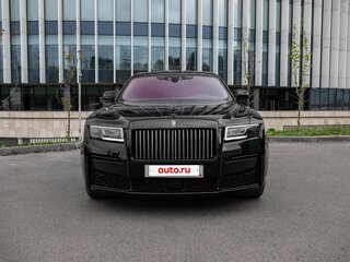 2023 Rolls-Royce Ghost Black Badge II (Series I), чёрный, 33000000 рублей, вид 2