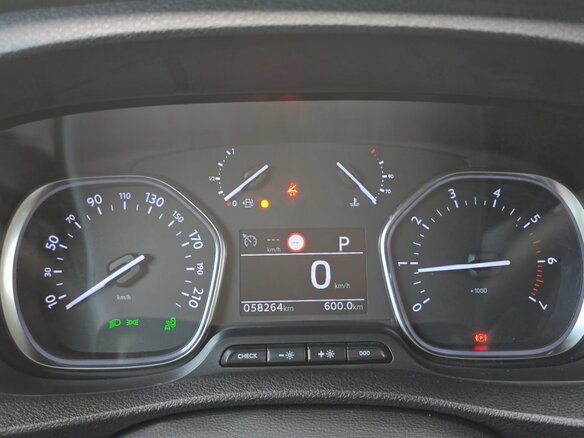 2022 Toyota ProAce Compact 8-speed II, коричневый, 4400000 рублей - вид 10