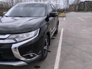 2017 Mitsubishi Outlander III Рестайлинг 2, чёрный, 2149000 рублей, вид 1