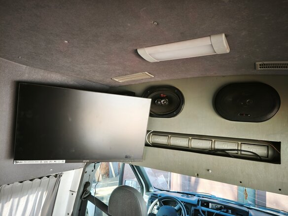 2013 Ford Transit, белый, 1600000 рублей - вид 12