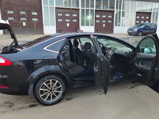 2011 Ford Mondeo IV Рестайлинг, чёрный, 720000 рублей, вид 3
