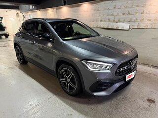 2020 Mercedes-Benz GLA 250 II (H247), серый, 3990000 рублей, вид 1